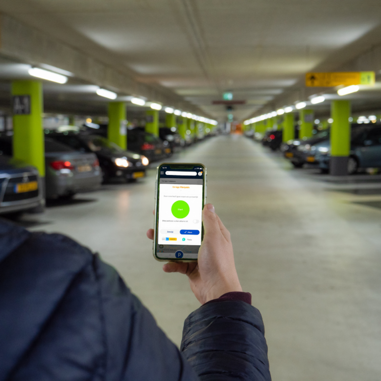 Mobiel parkeren in parkeergarages