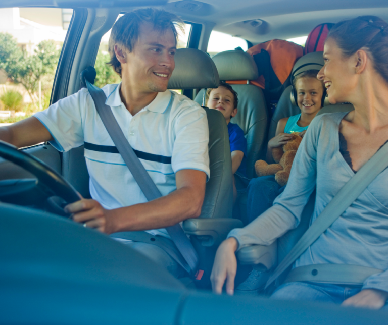 Familie in auto