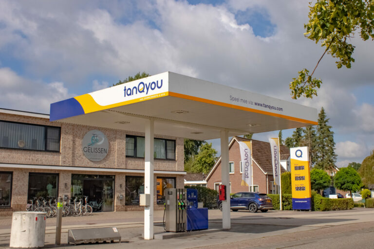 TanQyou Schoonebeek