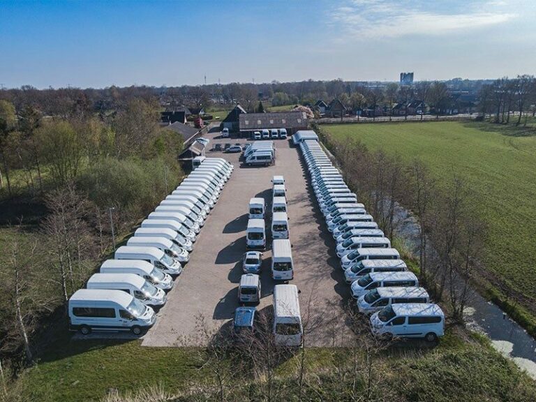 Wagenpark van Taxicentrale Waaksma in Friesland