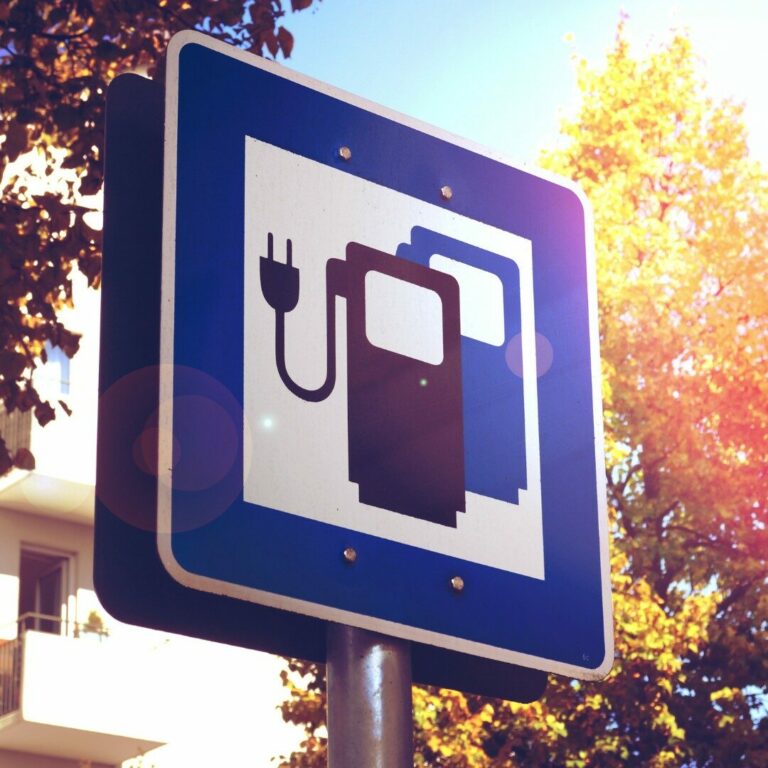 Elektrisch laden verkeersbord