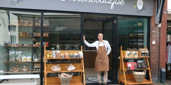 Eigenaar van de Notenboutique
