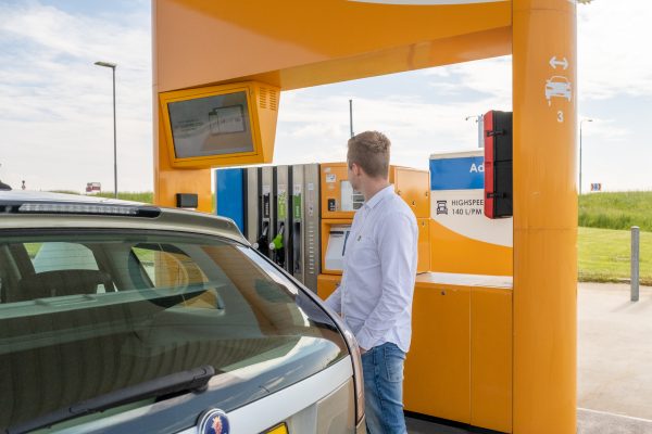 Scherm bij tankstation Franeker Scherm bij tankstation Franeker