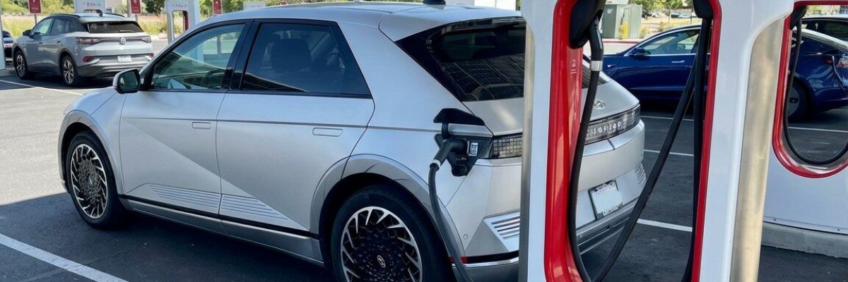 Tesla supercharger