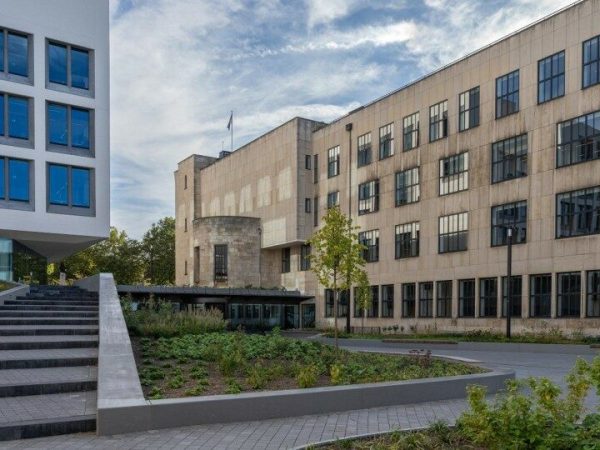 gemeentehuis Heerlen ANP-483888395